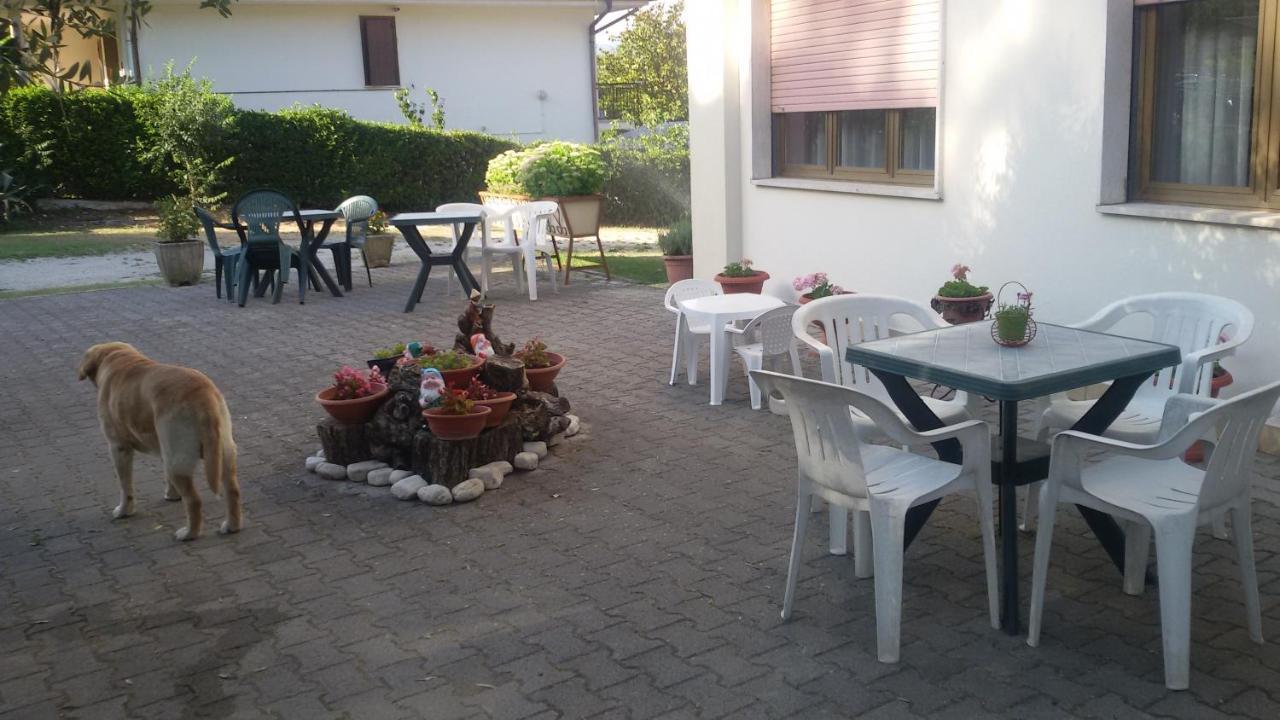 Hotel Le Vigne Contigliano Exterior photo